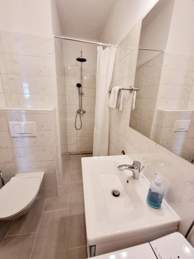 Apartmani Mw, Crveni Apartman Baška Eksteriør bilde