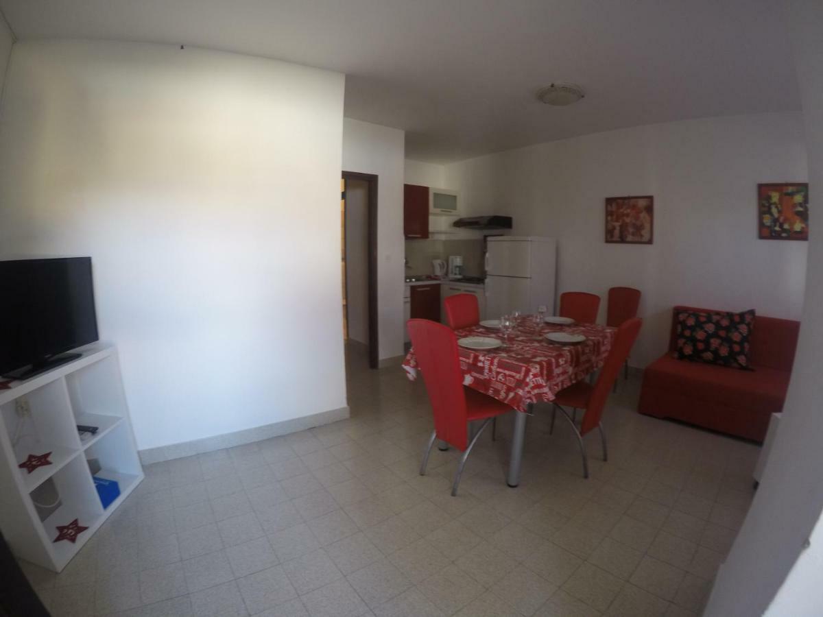 Apartmani Mw, Crveni Apartman Baška Eksteriør bilde